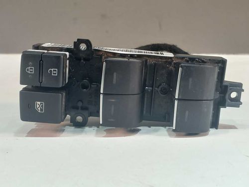 INTERRUPTOR VIDRO DIANT. ESQ TOYOTA COROLLA 1.8 2023