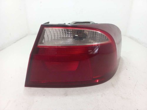 LANTERNA DIREITA VOLKSWAGEN VOYAGE 1.6 2020