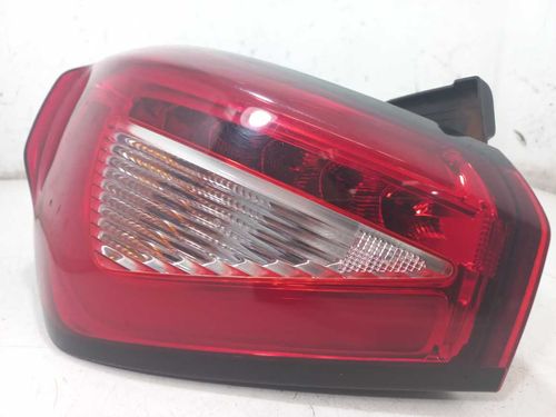LANTERNA ESQUERDA FIAT CRONOS 1.8 2020