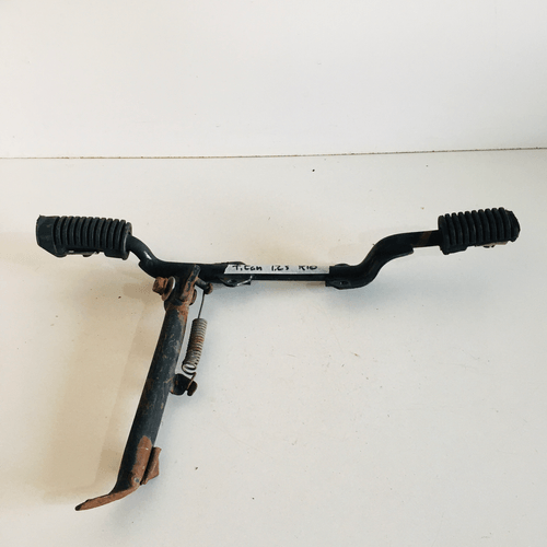 Estribo Pedaleira Titan 125 Fan Completa C Pé 00/08 Original