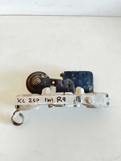 Mesa Inferior Xl 250 1985 Original Honda Completa