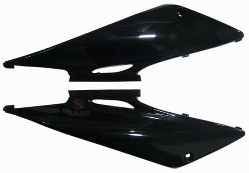 Tampa Lateral Bros150 2009 a 2013 Bros125 2013 a 2015 Preto Par